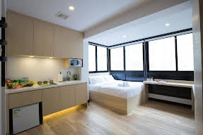Dash Living - Causeway Bay Suites Image 3