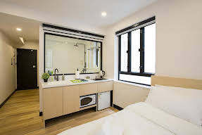 Dash Living - Causeway Bay Suites Image 4
