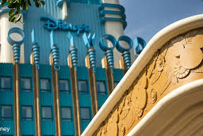 Disney's Hollywood Hotel Image 9