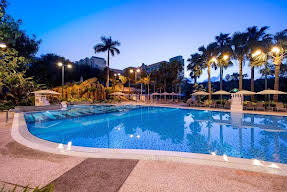 Disney's Hollywood Hotel Image 20