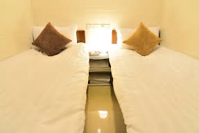 Garden Hotel Image 9