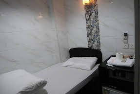 Hong Kong Guest House Image 4