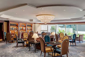 Island Shangri-La, Hong Kong Image 7