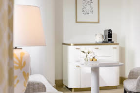 Lanson Place Causeway Bay, Hong Kong Image 14