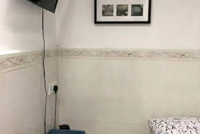 South and North House Image 11