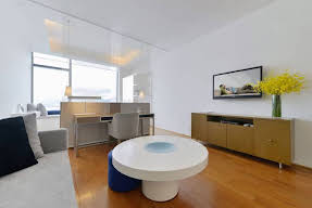 The Connaught Image 12