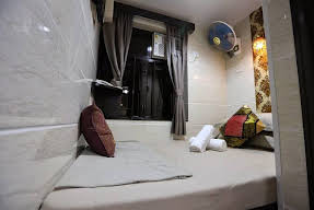 Tom's Tourist Guest House Image 2